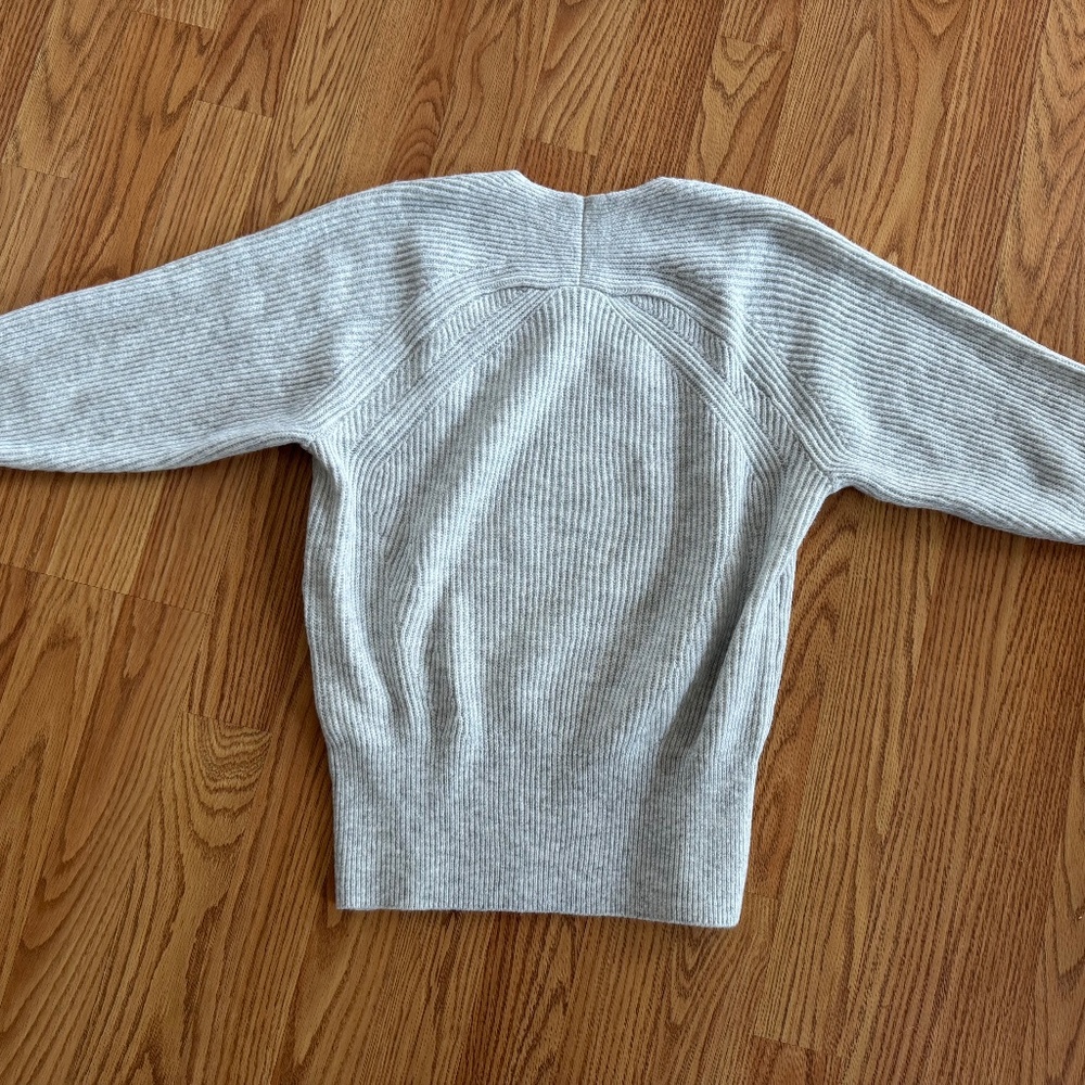 WHBM Ribbed Raglan Fitted Sweater - Picture 6 of 9